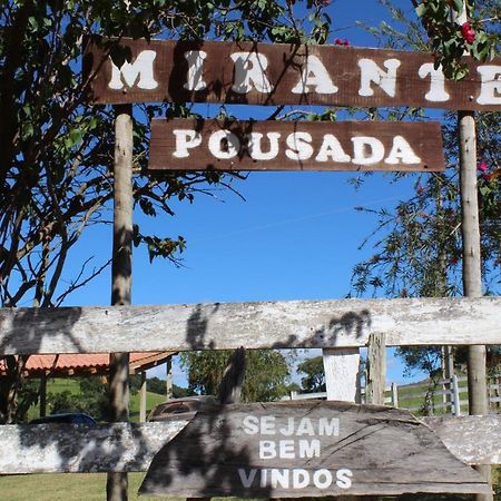 Pousada Mirante Bueno Brandão Eksteriør billede